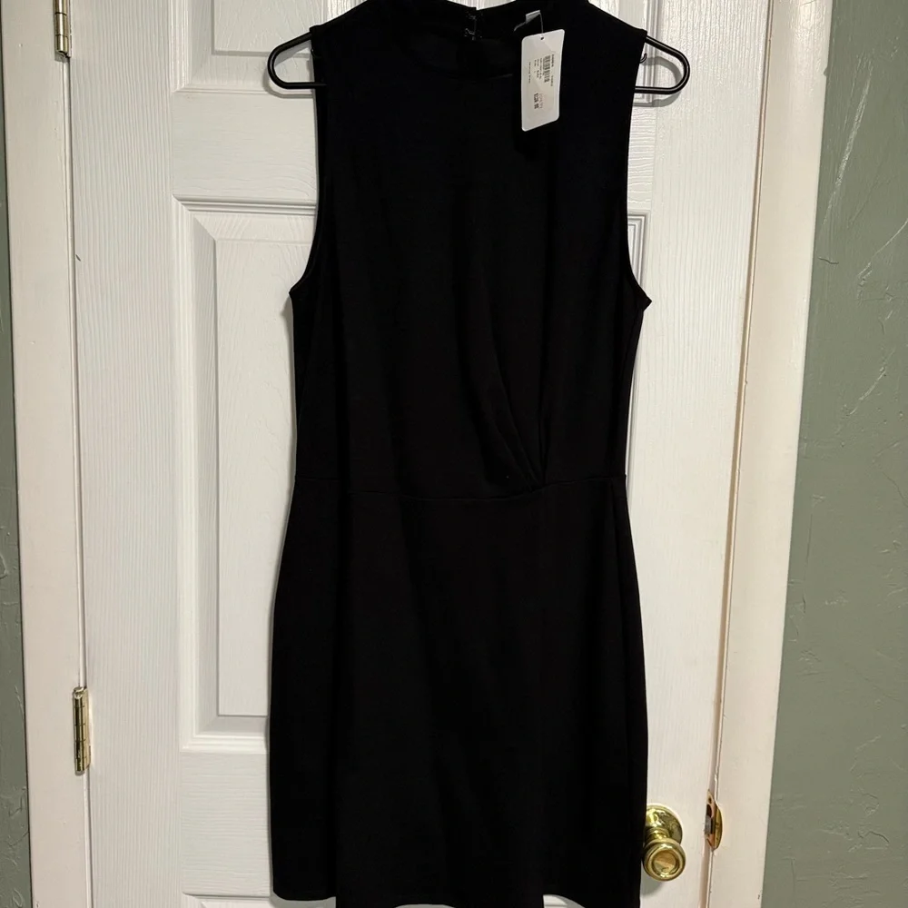 Evereve Black Sleeveless Mock Neck Mini Dress - Picture 2 of 5